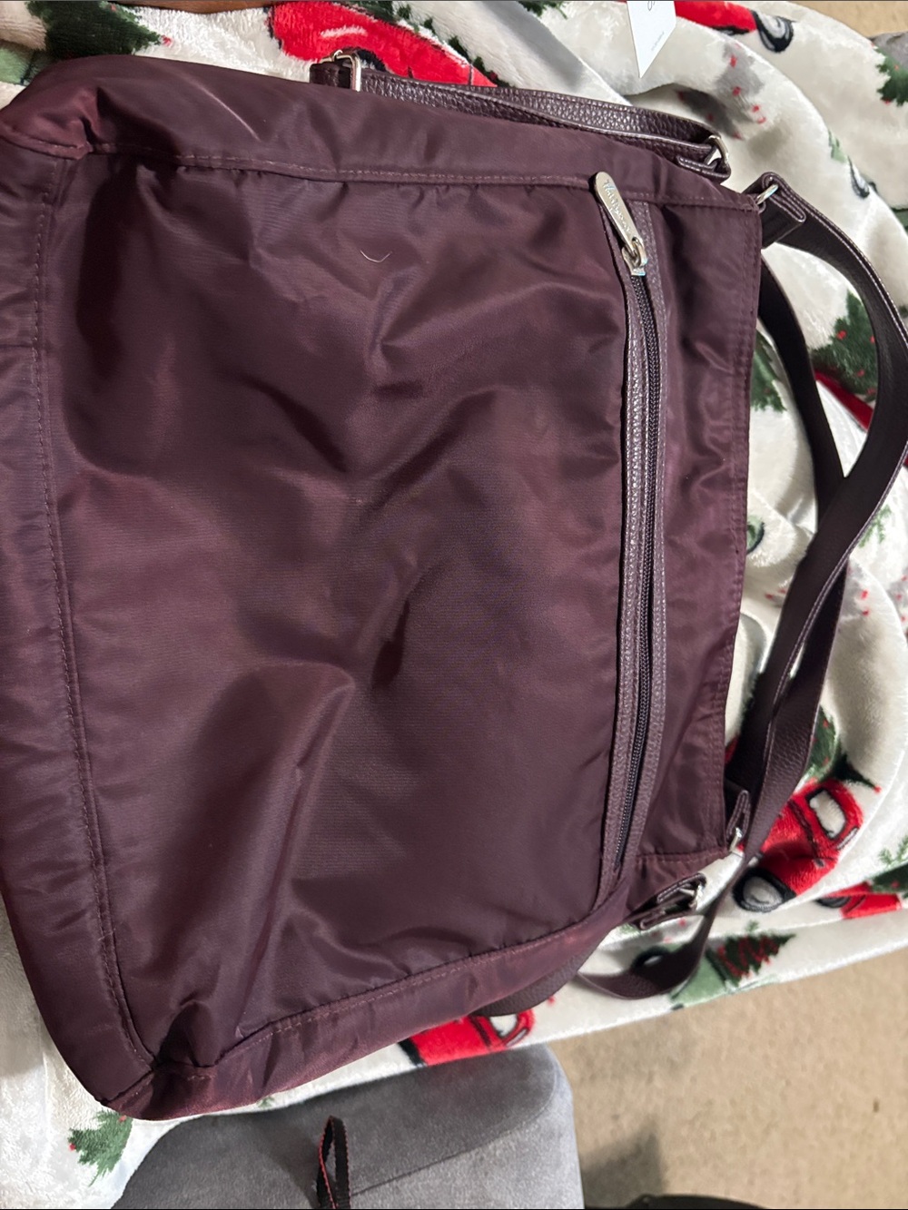 thirty-one Plum Nylon Crossbody Bag with Front Zip Pocket
